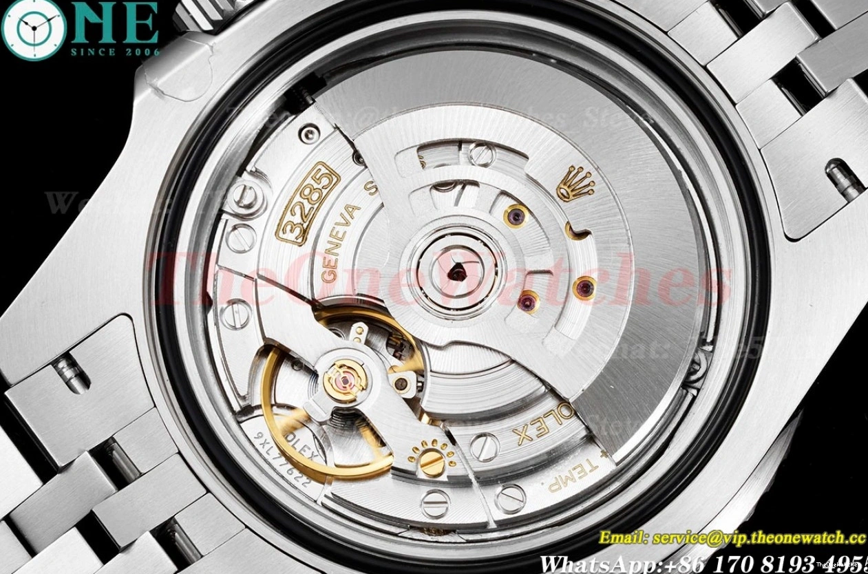 126710 SS VR3285 Pepsi Master 40mm C+F GMT Blue SS V2 II Red 0219